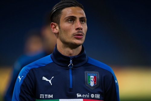 在一场充满 在一场充满