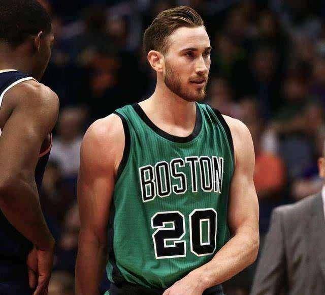 瑞士队以 瑞士队以