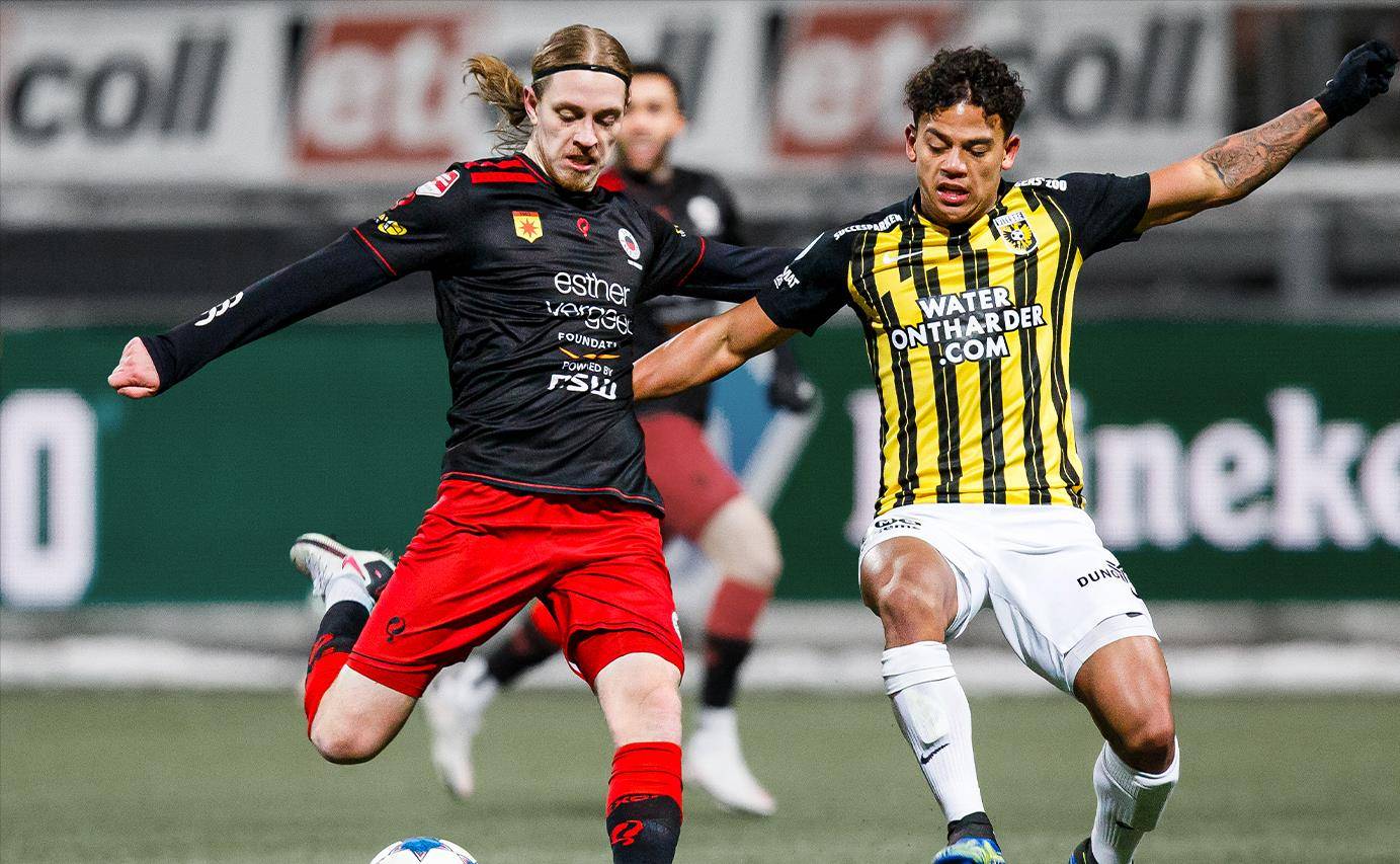 色的逆境反 色的逆境反