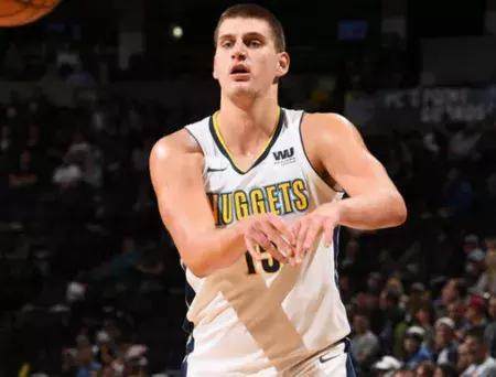 确立优势地 确立优势地