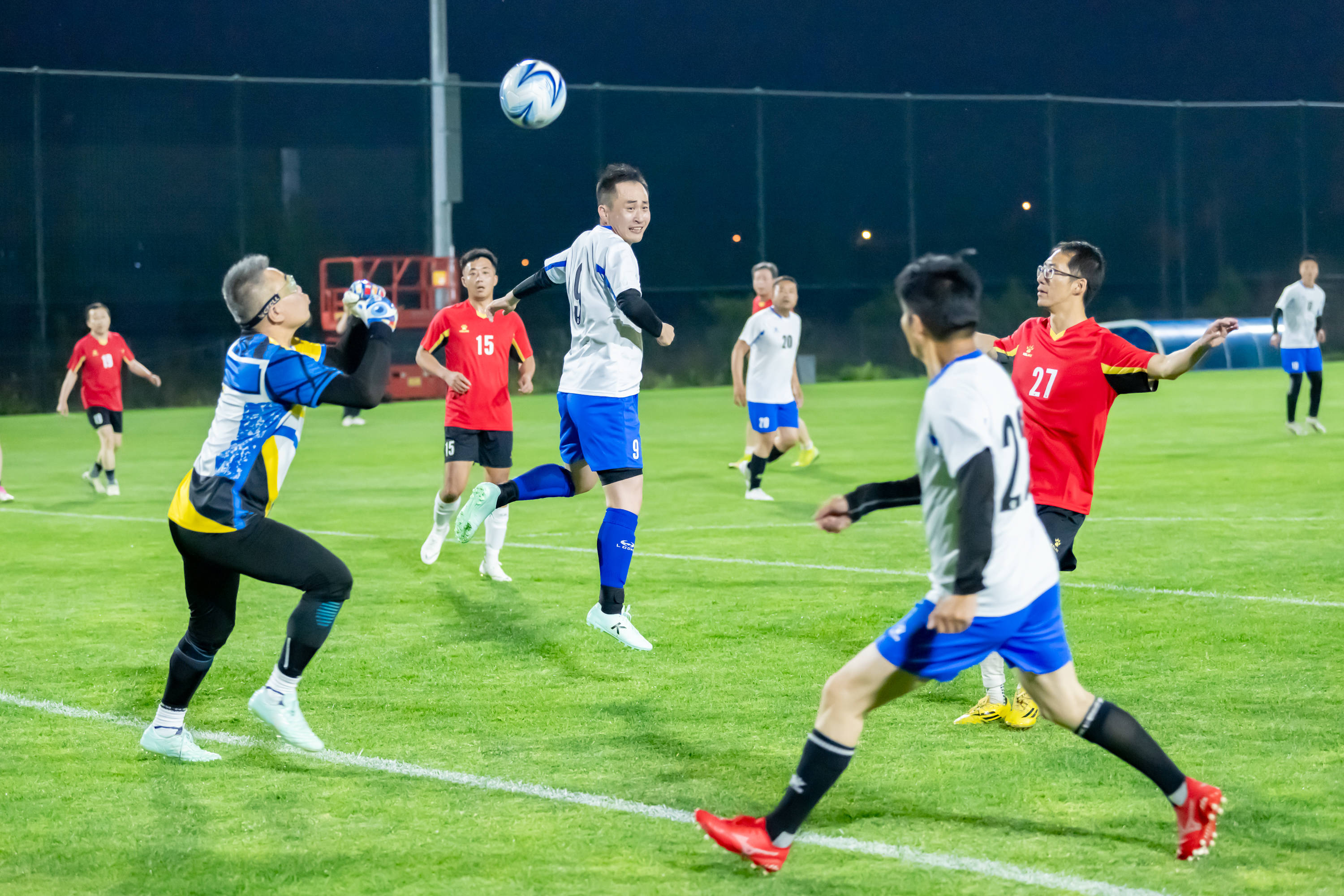 竞争力和韧 竞争力和韧